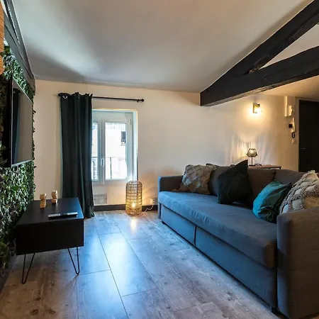 Le 23 Centre-ville Appartement *